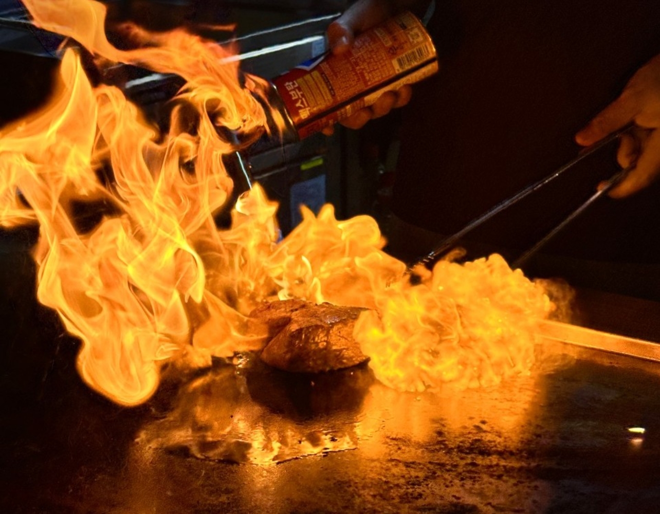 추위를 녹여주는 불쇼 맛집🔥 철판요리 전문점