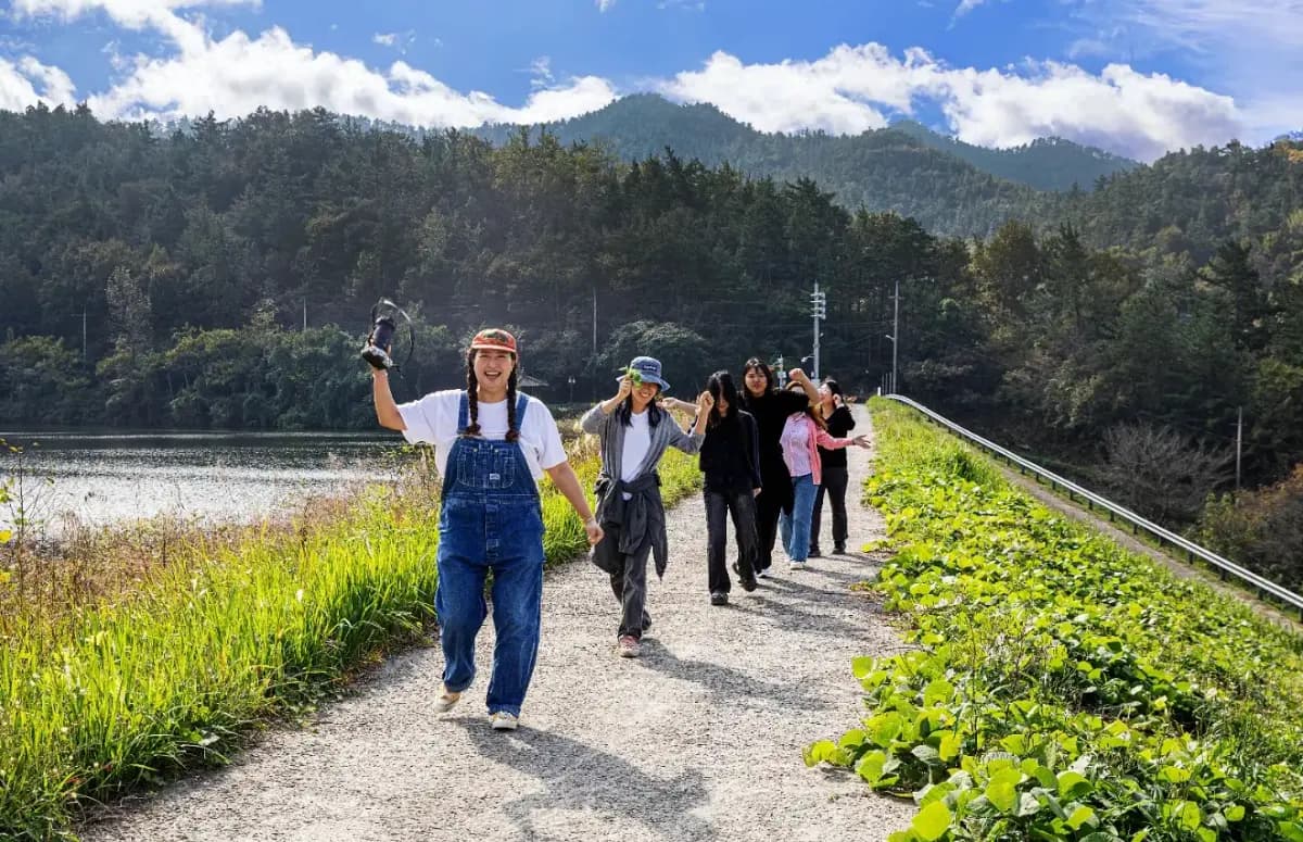 도시의 속도에 지쳤다면, 하루쯤 강진 시골살이