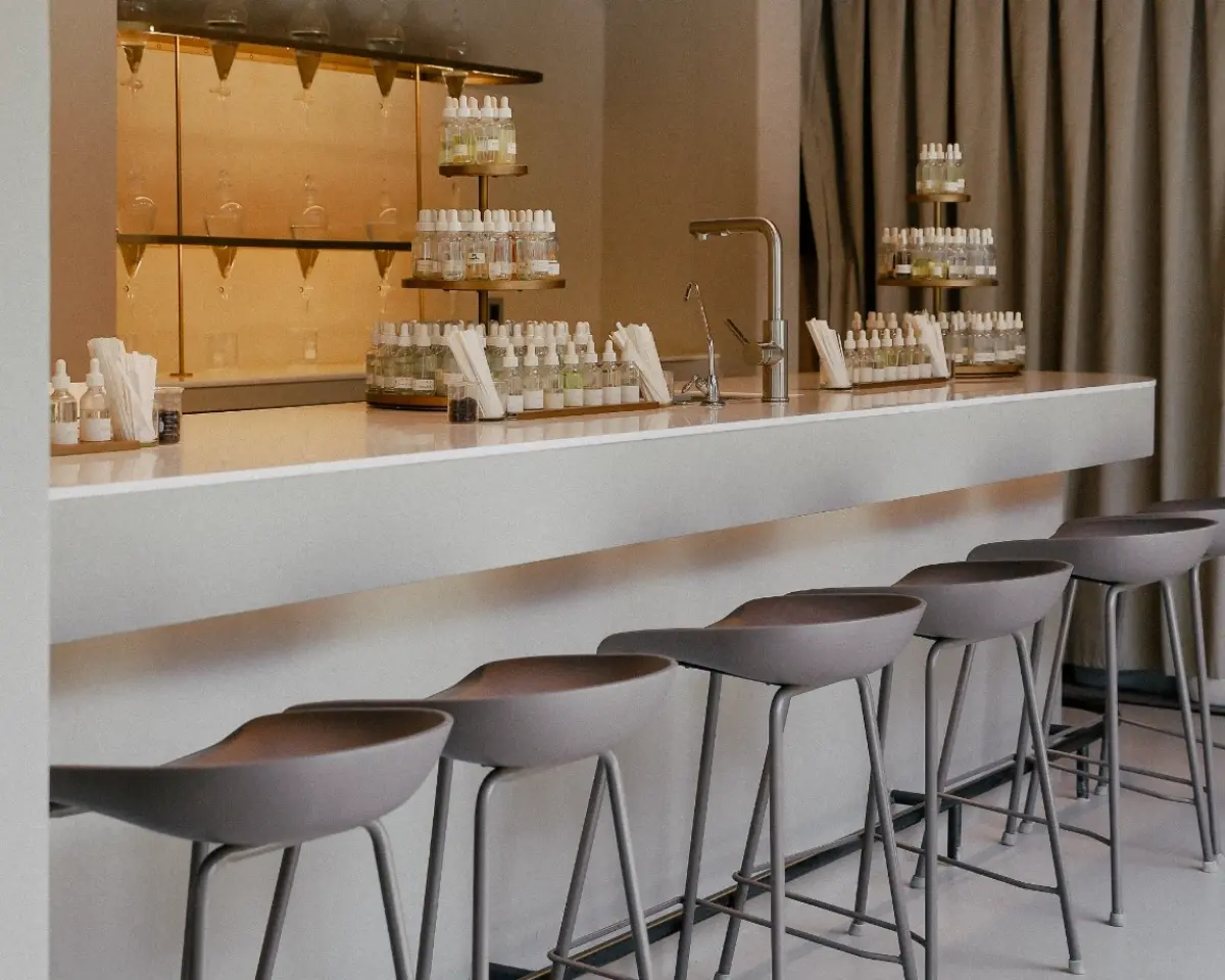 흔한 향 말고, 나만의 시그니처 향수 만들기