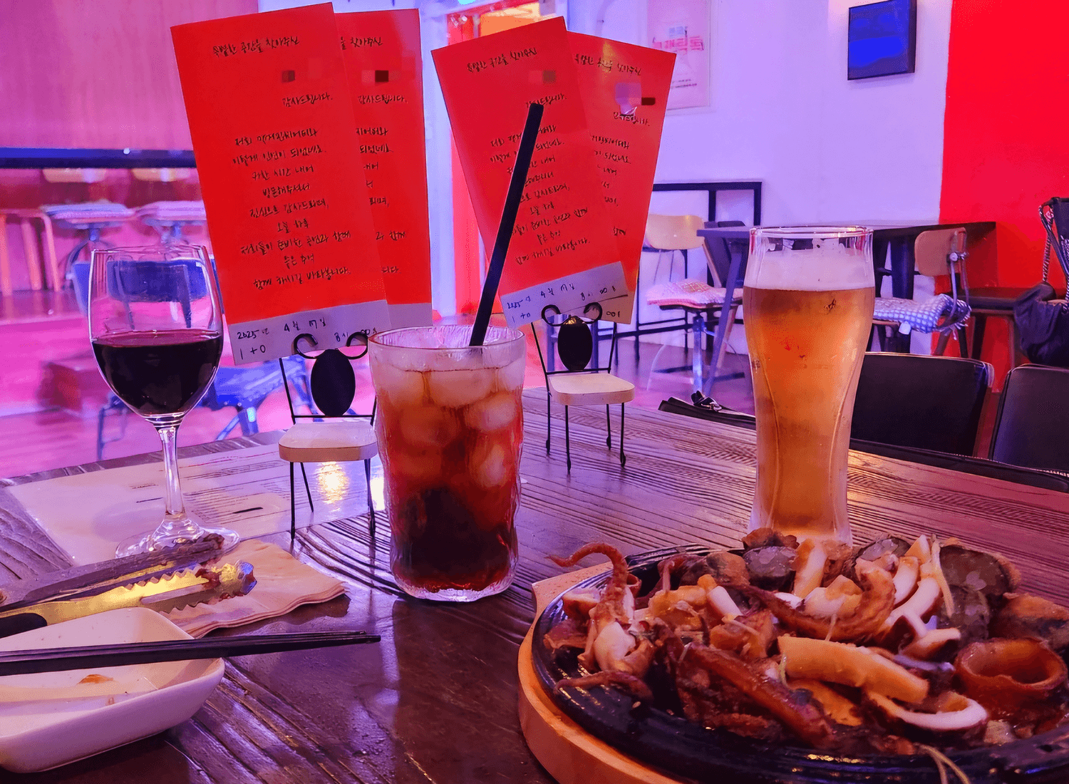 먹고 마시면서 보는 연극! 맥거핀씨어터